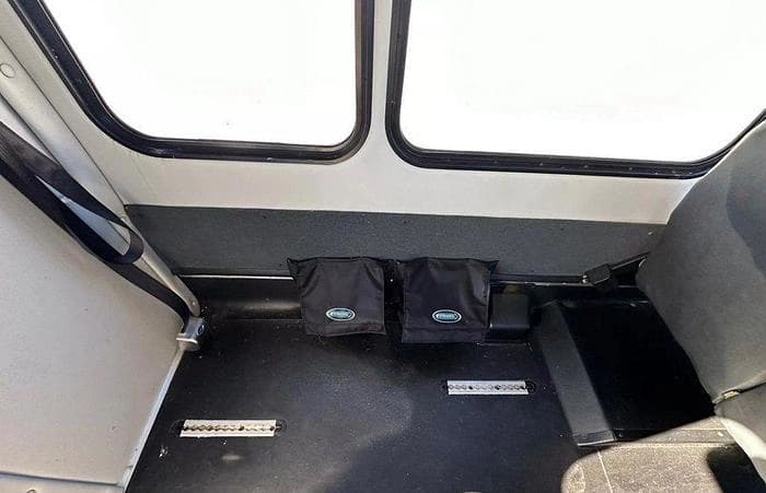 2016 Ford E-350 ADA Shuttle Bus - Image 25