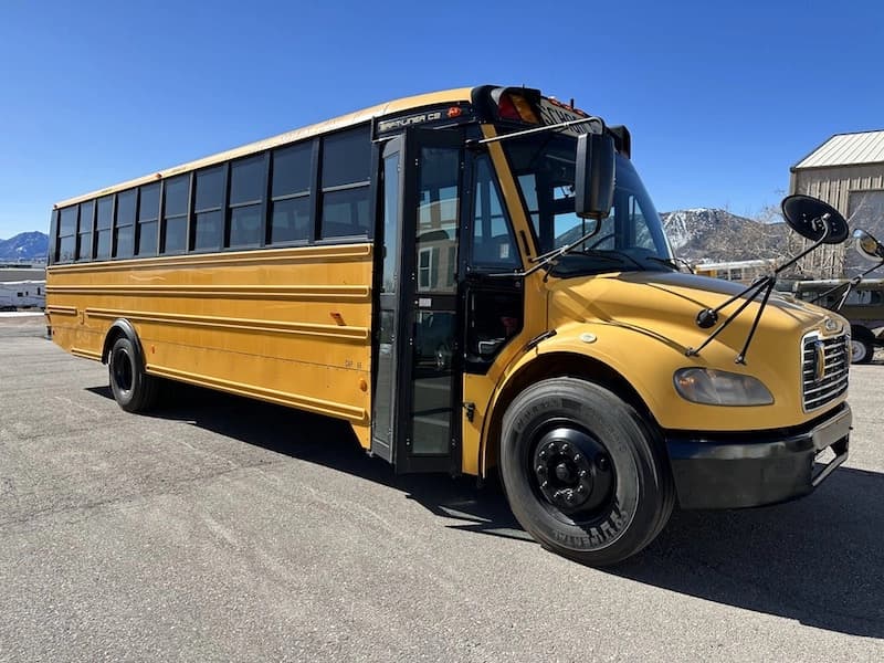 2010 Freightliner Thomas School Bus - Image 1