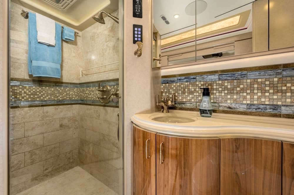 2019 Prevost Marathon H3-45 Motorcoach Conversion - Image 11
