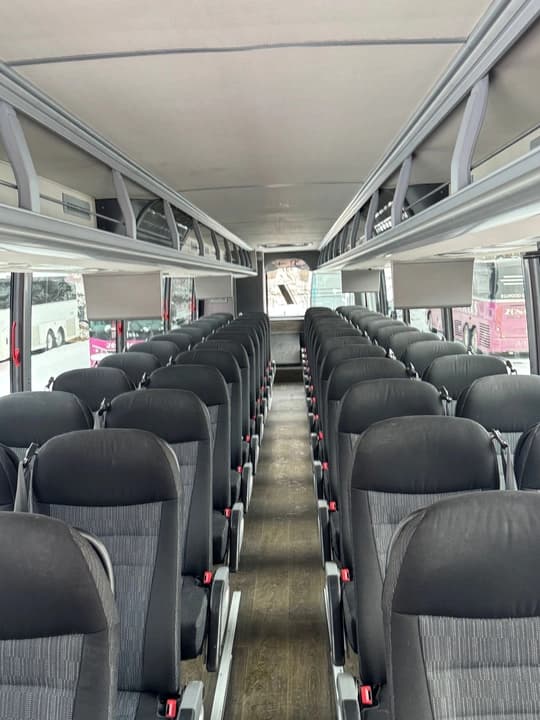 2019 Van Hool TX45 Coach - Image 5