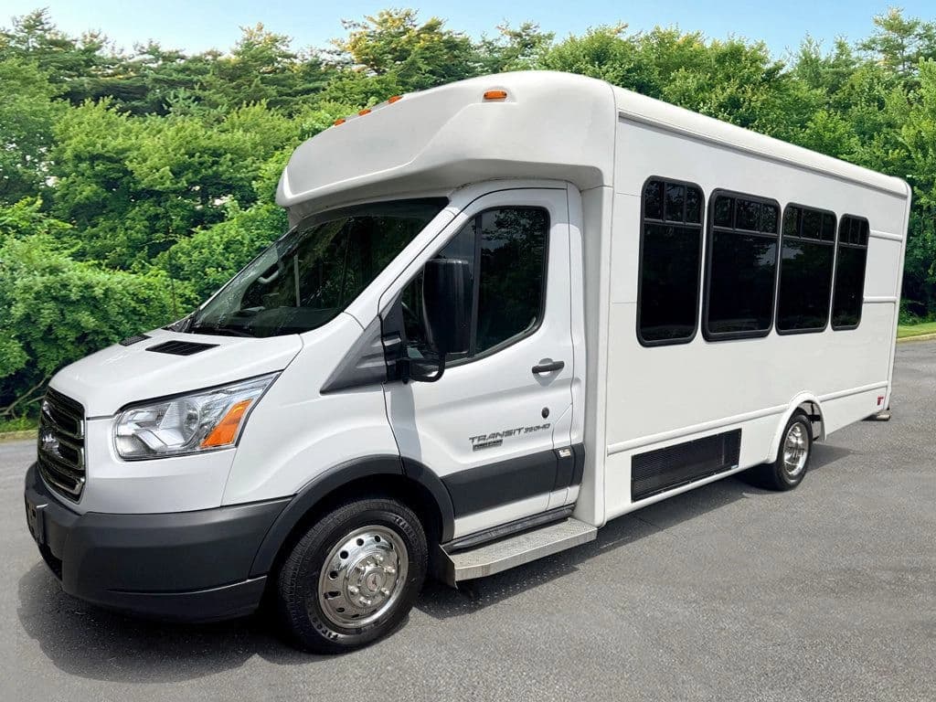 2019 Ford Transit T-350HD Shuttle Bus - Image 13