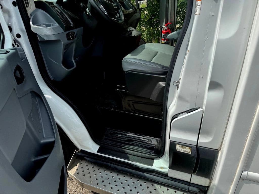 2019 Ford Transit T-350HD Shuttle Bus - Image 20