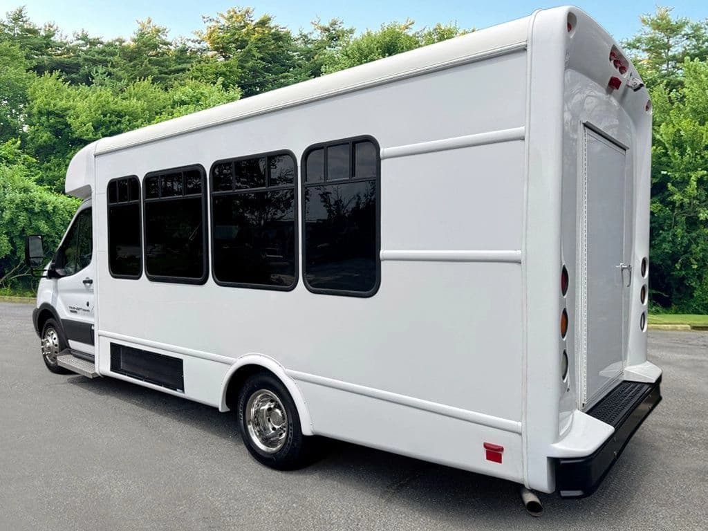 2019 Ford Transit T-350HD Shuttle Bus - Image 10