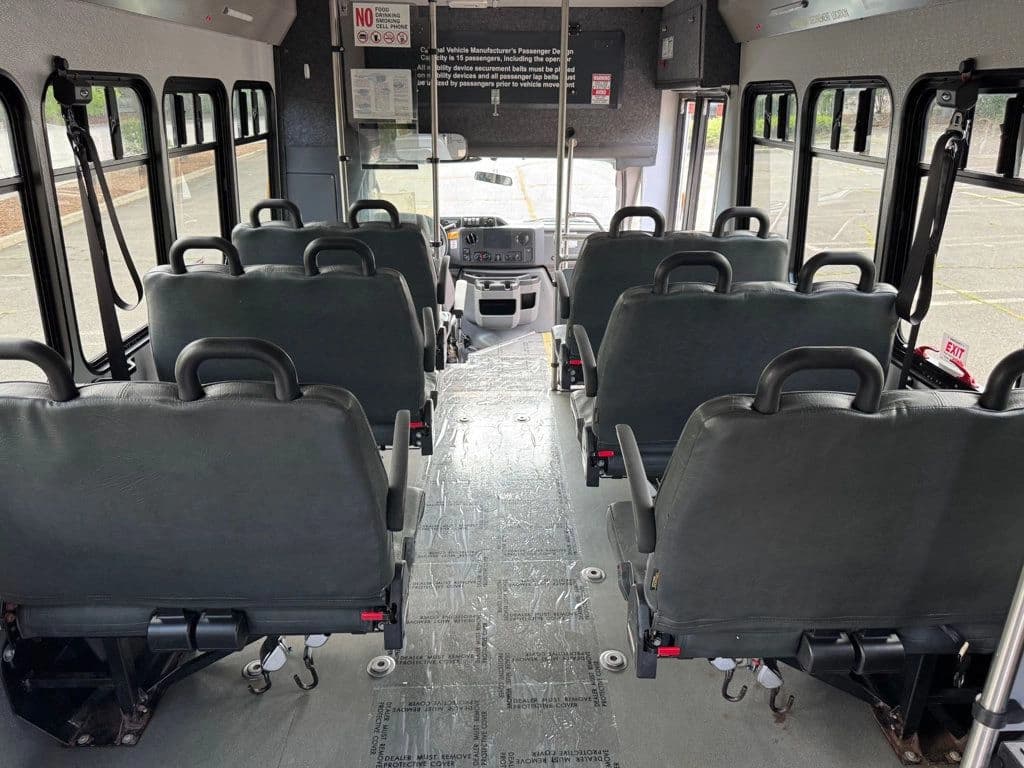 2017 Ford E-450 Wheelchair Shuttle Bus - Image 26