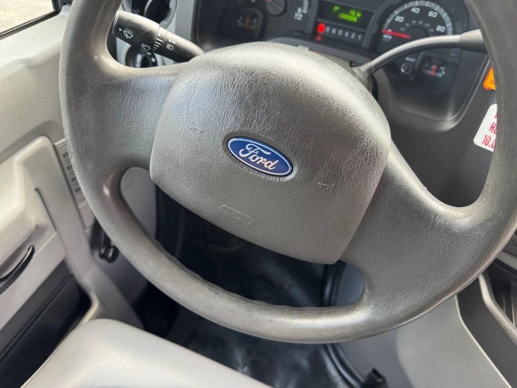 2017 Ford E-450 Wheelchair Shuttle Bus - Image 27