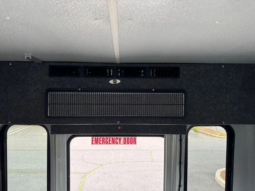 2017 Ford E-450 Wheelchair Shuttle Bus - Image 36