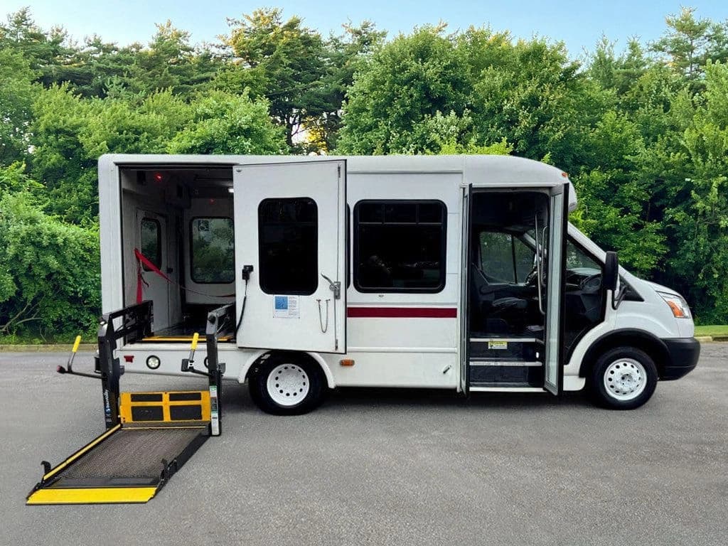 2017 Ford Transit T-350HD Wheelchair Shuttle Bus - Image 16