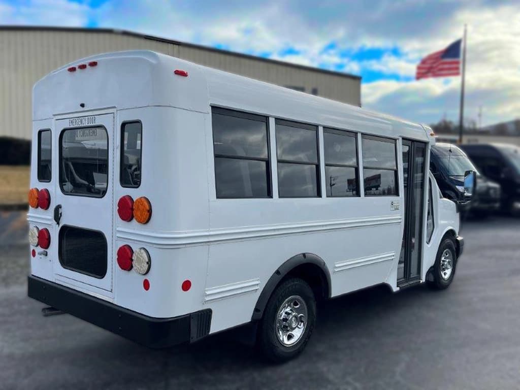 2017 Chevrolet Blue Bird MFSAB Activity Bus - Image 3