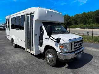 2016 Elkhart Coach ECII bus