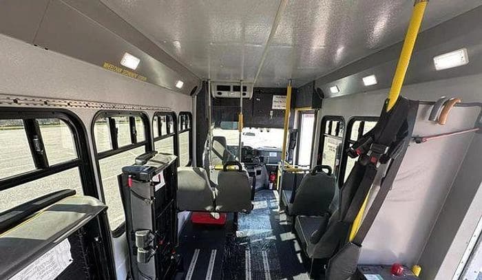 2013 Ford E-350 Non-CDL Wheelchair Shuttle Bus - Image 9
