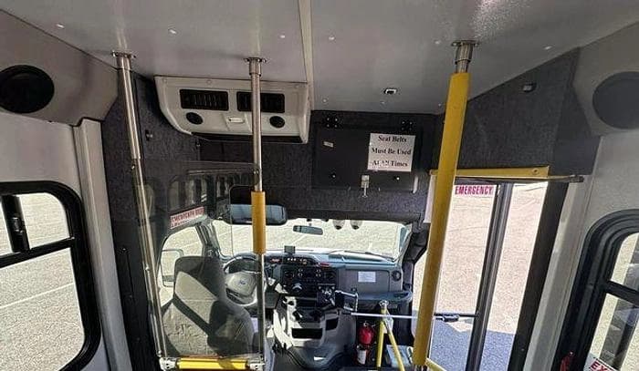 2013 Ford E-350 Non-CDL Wheelchair Shuttle Bus - Image 13