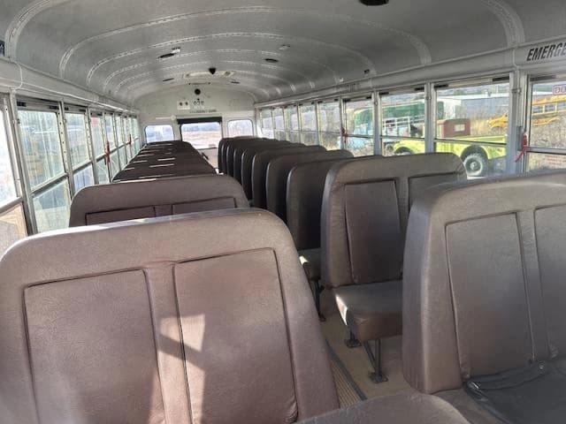 2004 Freightliner Thomas School Bus - Image 5
