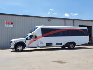 2024 Ford F550 Automatic bus