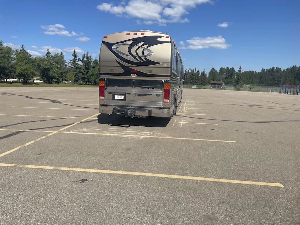1999 Prevost Marathon XL Motorcoach - Image 4