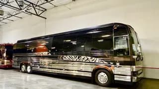 2005 Prevost Marathon XLII bus