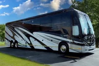 2025 Prevost Millennium H3-45 bus
