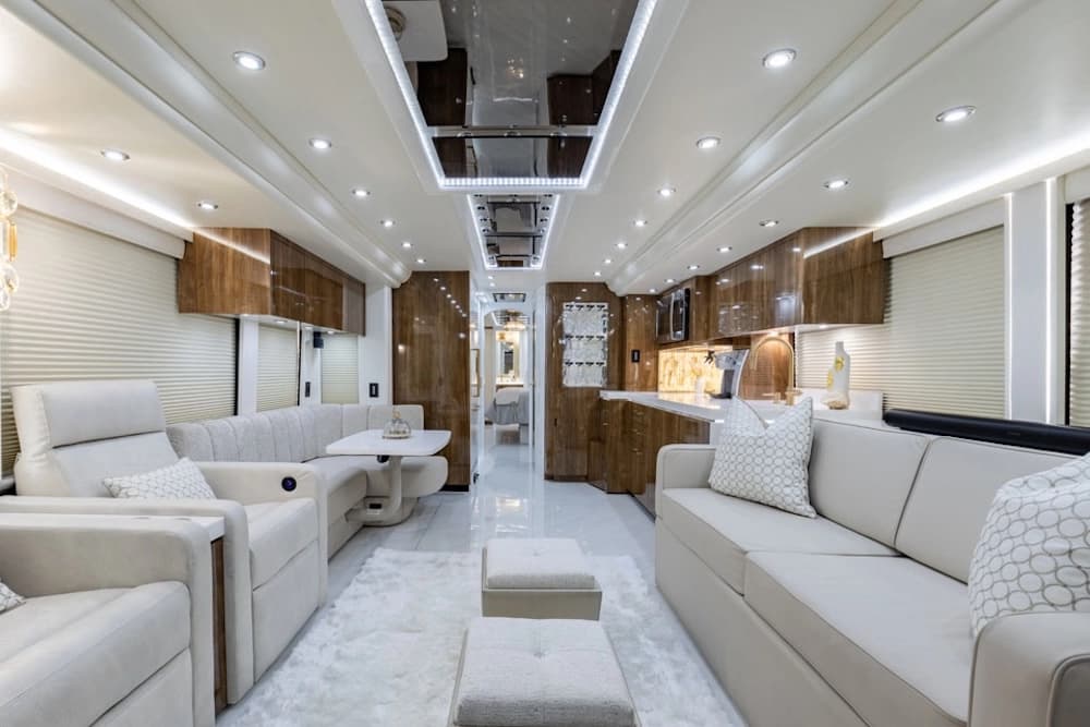 2025 Prevost Millennium H3-45 Motorcoach - Image 6