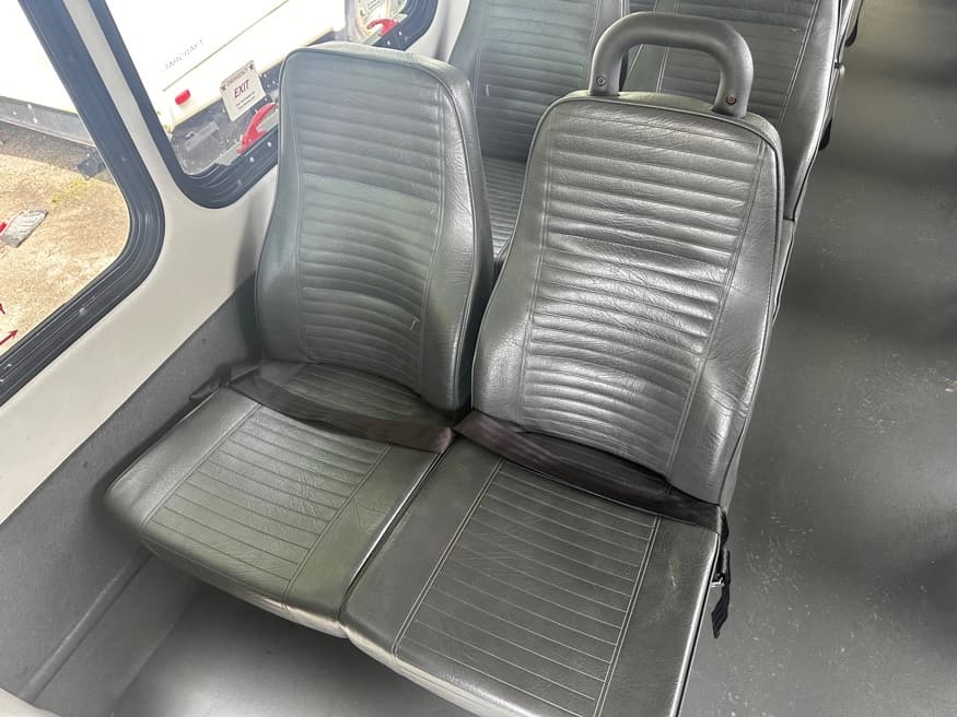 2018 IH Starcraft XLT Shuttle Bus - Image 5