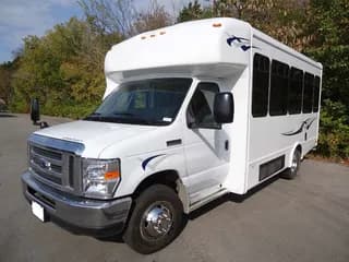 2017 Ford E350 Starcraft Allstar bus