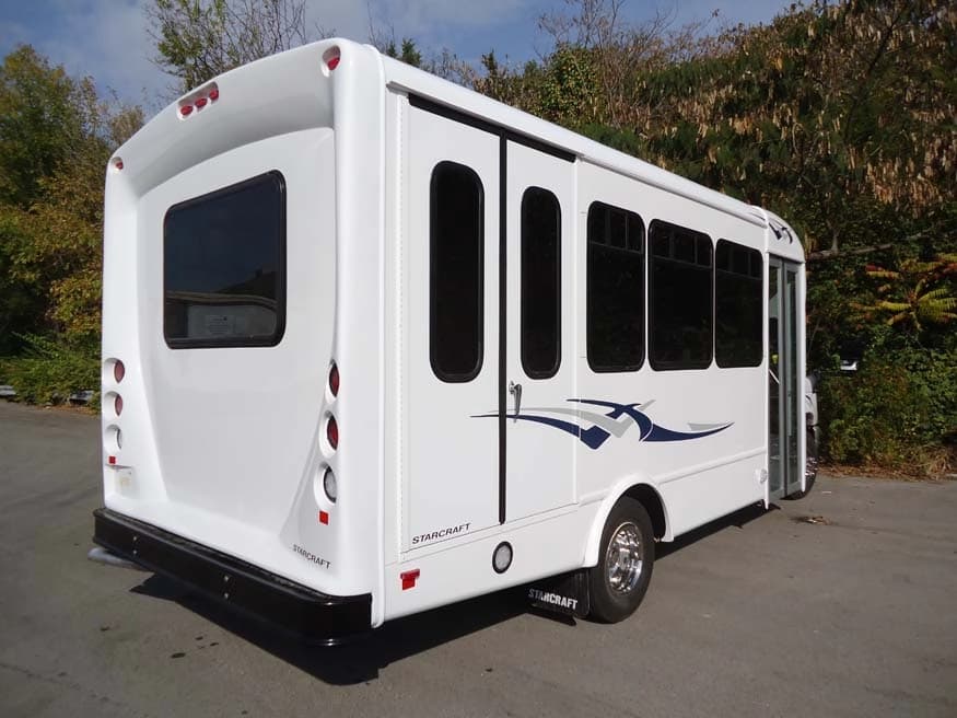 2017 Ford E350 Starcraft Allstar Cutaway - Image 2