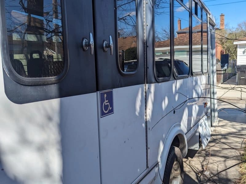 2006 Ford E450 ADA Shuttle Bus - Image 3