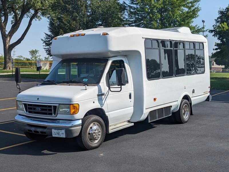 2006 Ford E450 ADA Shuttle Bus - Image 7