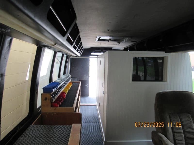 2013 Ford F-550 Conversion/Specialty - Image 6