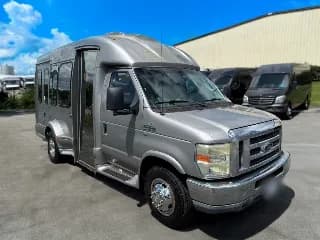 2011 Turtle Top Van Terra bus