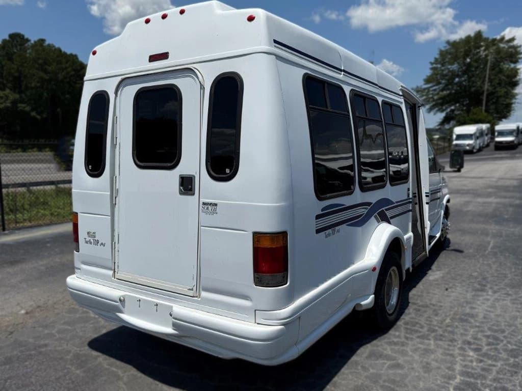 2003 Turtle Top Van Terra Shuttle Bus - Image 3