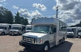 2017 Ford E450 bus