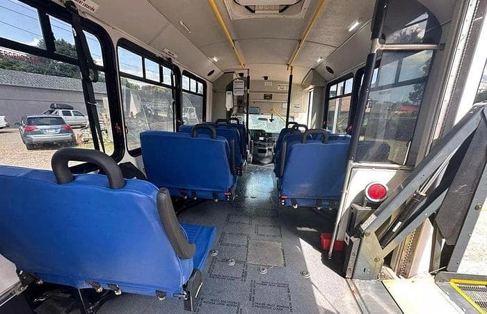 2017 Ford E450 ADA Shuttle Bus - Image 35