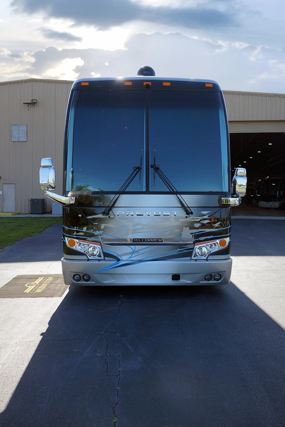 2024 Prevost Millennium H3-45 Motorcoach - Image 2