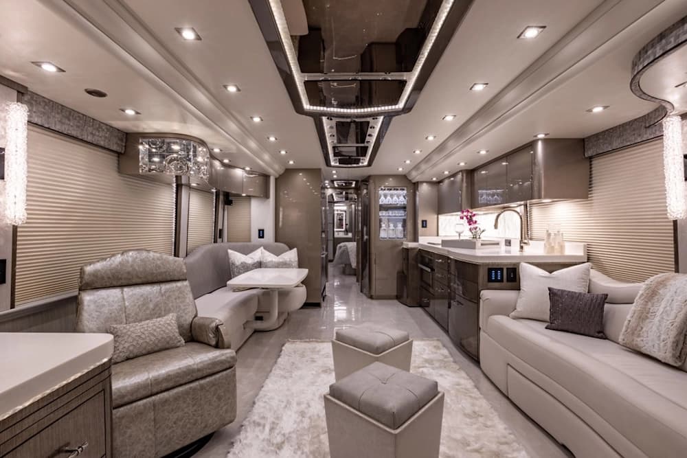 2024 Prevost Millennium H3-45 Motorcoach - Image 6