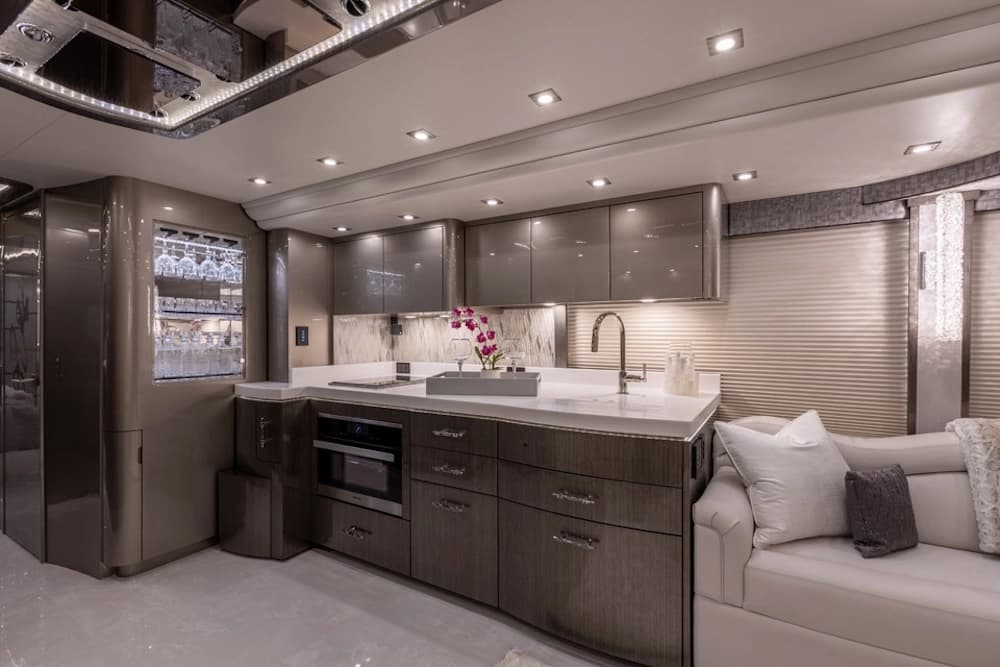 2024 Prevost Millennium H3-45 Motorcoach - Image 8