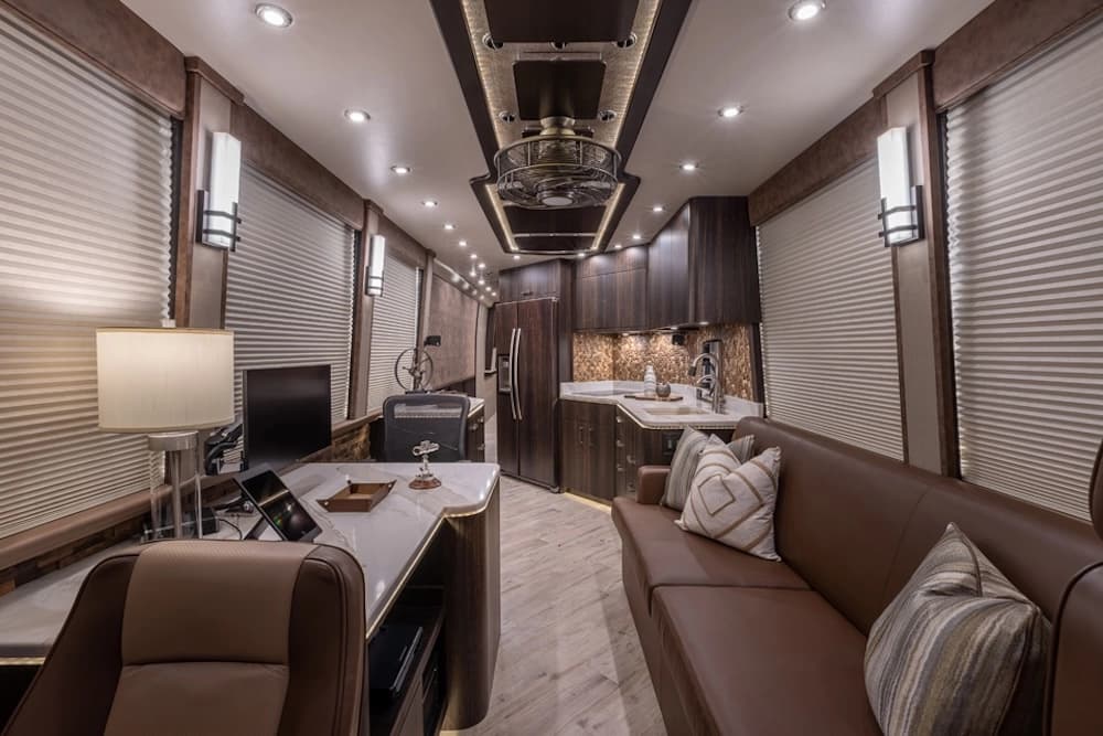 2020 Prevost Millenium X3 Motorcoach - Image 7