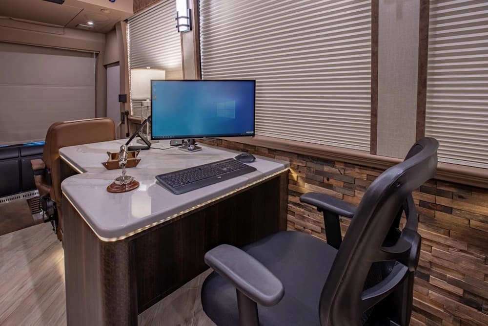 2020 Prevost Millenium X3 Motorcoach - Image 8