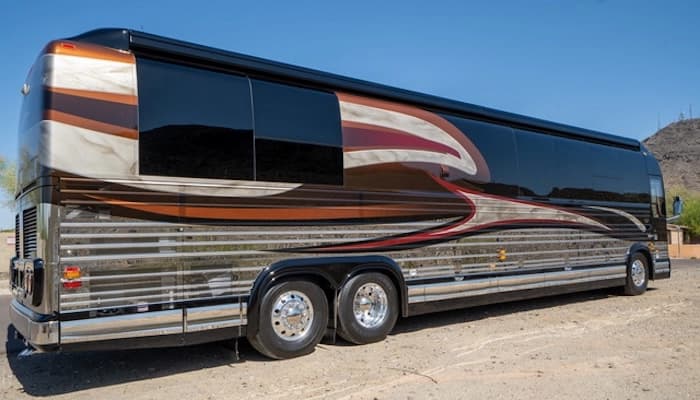 2007 Prevost Marathon XLII Motorcoach - Image 3