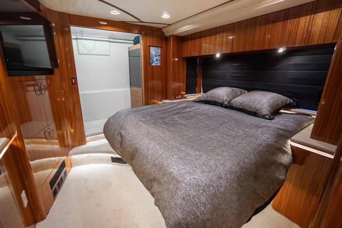 2007 Prevost Marathon XLII Motorcoach - Image 22