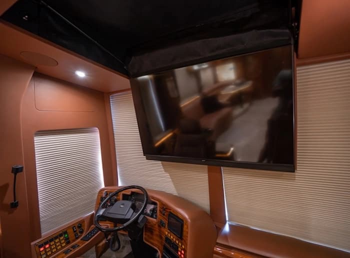 2007 Prevost Marathon XLII Motorcoach - Image 27