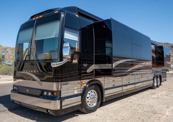 2007 Prevost Marathon XLII Motorcoach - Image 7