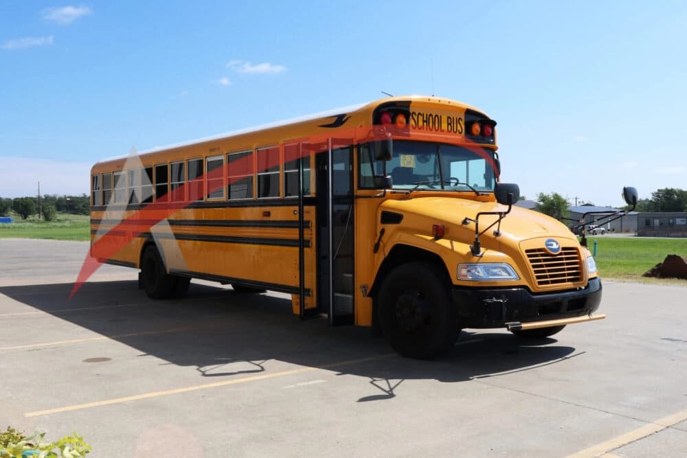 2020 Blue Bird Vision 71 Passenger -4524 - Image 2