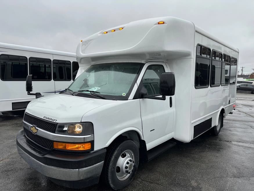 2024 Chevrolet 3500 Starcraft AllStar Shuttle Bus - Image 1