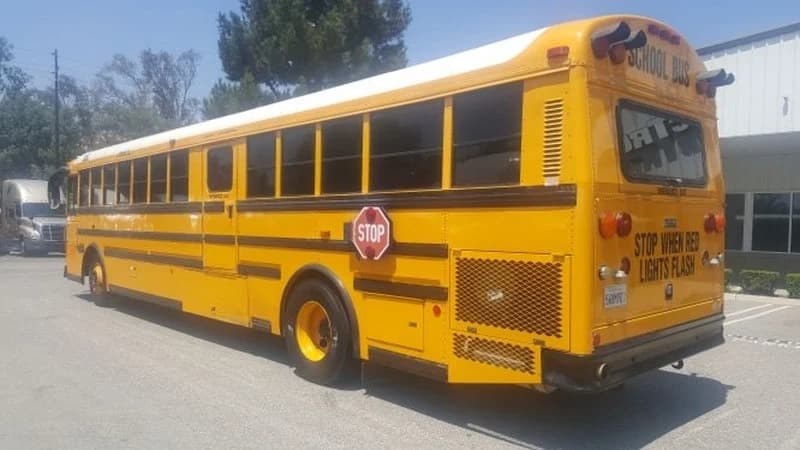 2007 Thomas Built HDX-C School Bus - Image 2