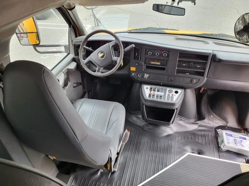 2010 Chevrolet Bantam Mini School Bus - Image 5