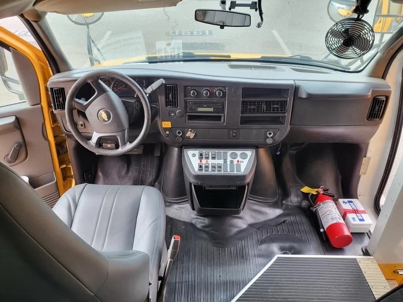 2010 Chevrolet Bantam Mini School Bus - Image 5