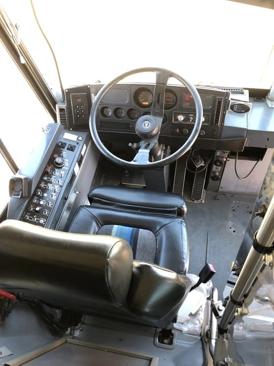 2003 MCI D4500 Transit Bus - Image 3