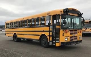 2001 THOMAS BUILT Flat Nose bus