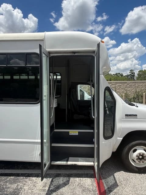 2021 Ford Starcraft Allstar Shuttle Bus - Image 4