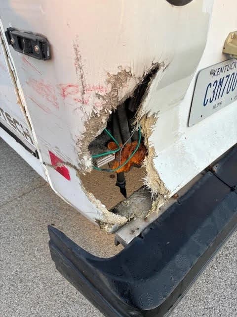 2016 Chevy 3500 - Image 17