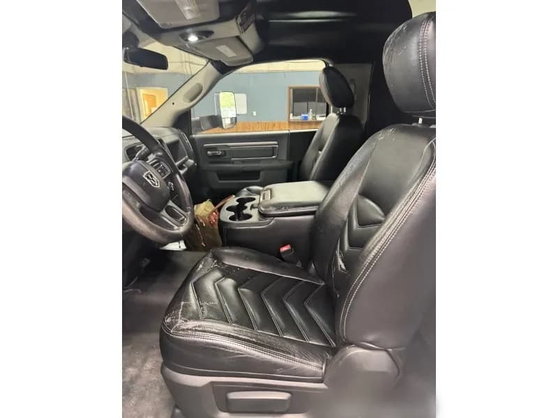 2016 Dodge Ram 3500 Shuttle Bus - Image 7